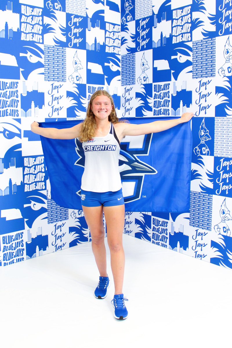 ✍️✍️ Officially a Bluejay

Welcome Sarah Vaske

Sarah was 14th at the NXR Heartland Regional XC Championships in the open invitational this season! 

#EyesUp #FutureIsBright #GoJays #CUXC #CUTrack #SigningDay