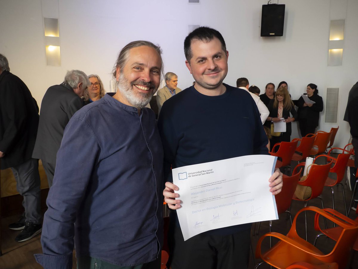 Fernan Aguero (@fernan_aguero) on Twitter photo Felicitaciones Ale Ricci por el Diploma a la Mejor Tesis 2023 del Doctorado en Biología Molecular y Biotecnología de la <a href="/unsamoficial/">Universidad Nacional de San Martín</a> <a href="/ebynunsam/">Escuela de Bio y Nanotecnologías</a>
El aporte: un Atlas de Antigenos y Epitopes para la Enfermedad de Chagas: nature.com/articles/s4146… Felicitaciones Ale Ricci por el Diploma a la Mejor Tesis 2023 del Doctorado en Biología Molecular y Biotecnología de la <a href="/unsamoficial/">Universidad Nacional de San Martín</a> <a href="/ebynunsam/">Escuela de Bio y Nanotecnologías</a>
El aporte: un Atlas de Antigenos y Epitopes para la Enfermedad de Chagas: nature.com/articles/s4146…