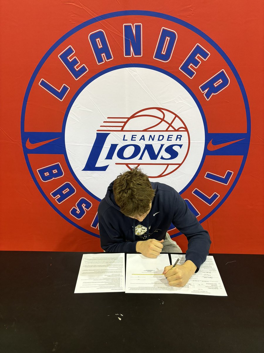 LLionHoops's tweet photo. Congratulations to @Ryderbradley3 for signing today to play for @SEUMBasketball!  

Lion Nation roars with pride!

@LeanderisdATH @LHS_principal20 @varsity_news @Tabchoops @hoopinsider @atx_hoops @Centex_Recruits @CoachAndreCook https://t.co/Dd2NY6fsNy