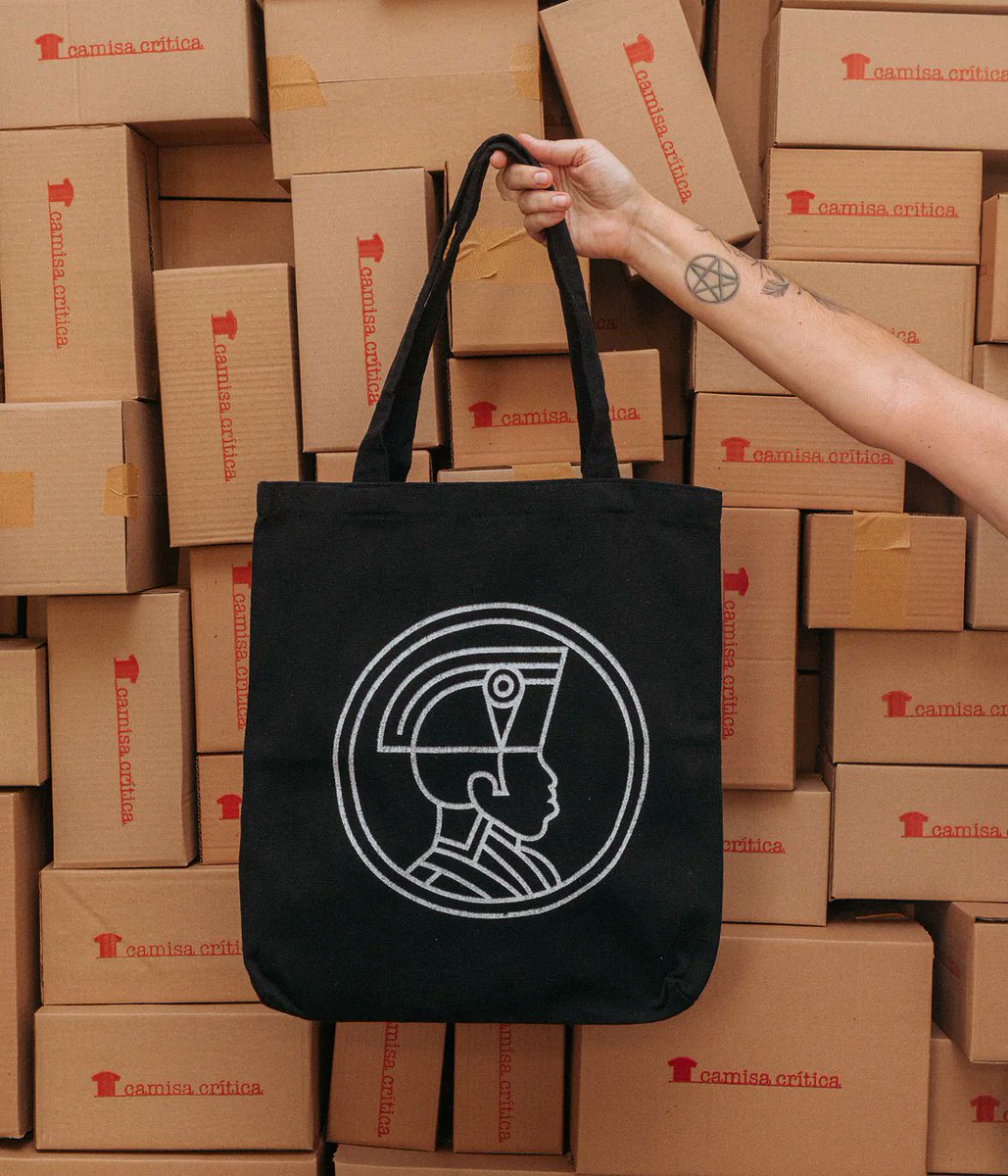 💘LOOKIZINHO JACOBINO CHAVE!💘

Agora você pode usar a camisa, moletom e ecobag da revista mais charmosa da esquerda radical. 

Basta acessar o site da <a href="/CamisaCritica/">Camisa Crítica</a> nesse link camisacritica.com/collections/ja…