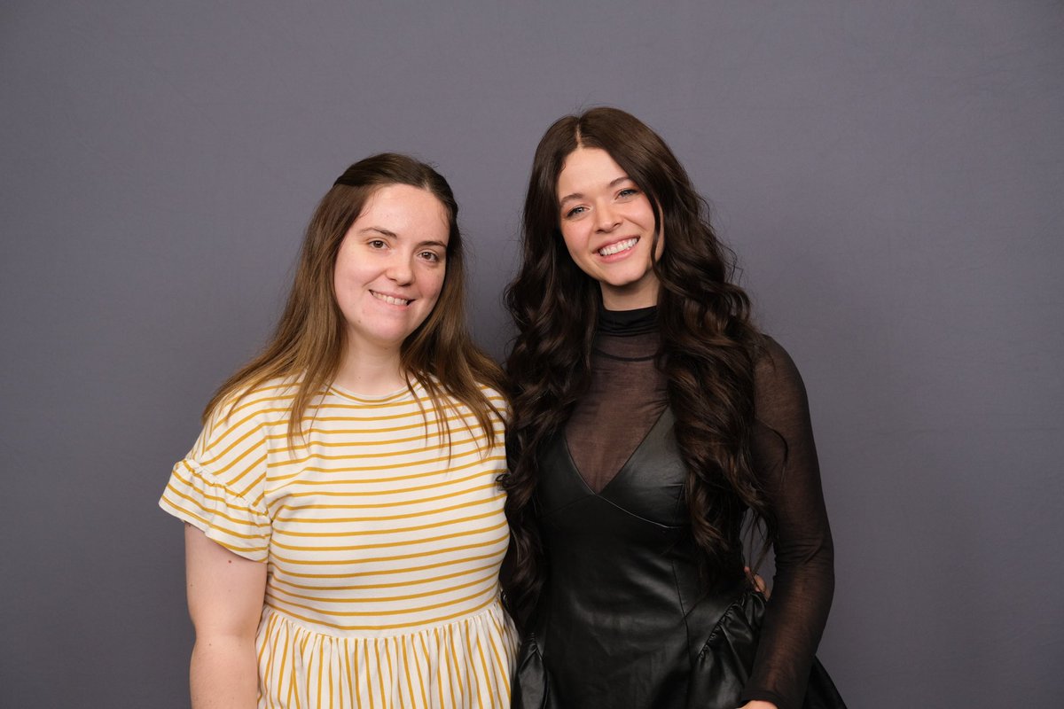 itstroianbells's tweet photo. still can’t get over this day 🩷 
so so grateful.. love them both 🥹 https://t.co/FSSMVm9UzV