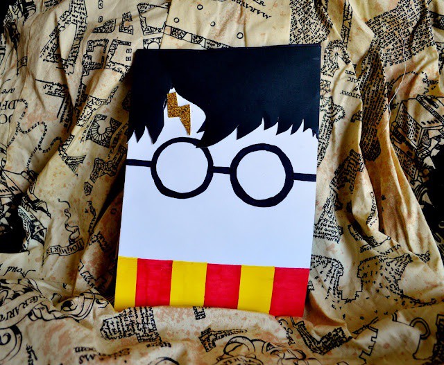 The most adorable Harry Potter greeting card was looking back at me!

Read the full article: DIY Magical Harry Potter Greeting Card
▸ bit.ly/47jbCEA

#crafts #blog #blogging #diy #ontheblog