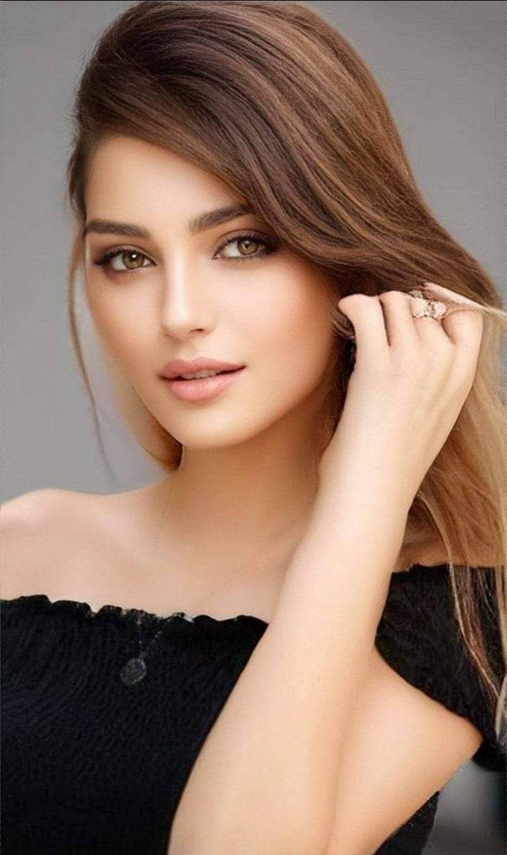 نحن أنا وأنتَ
سنكتم 
السر المثير
سري و سركَ
لن نبوح به
إلى الركب الضرير !

#نزف_قلب