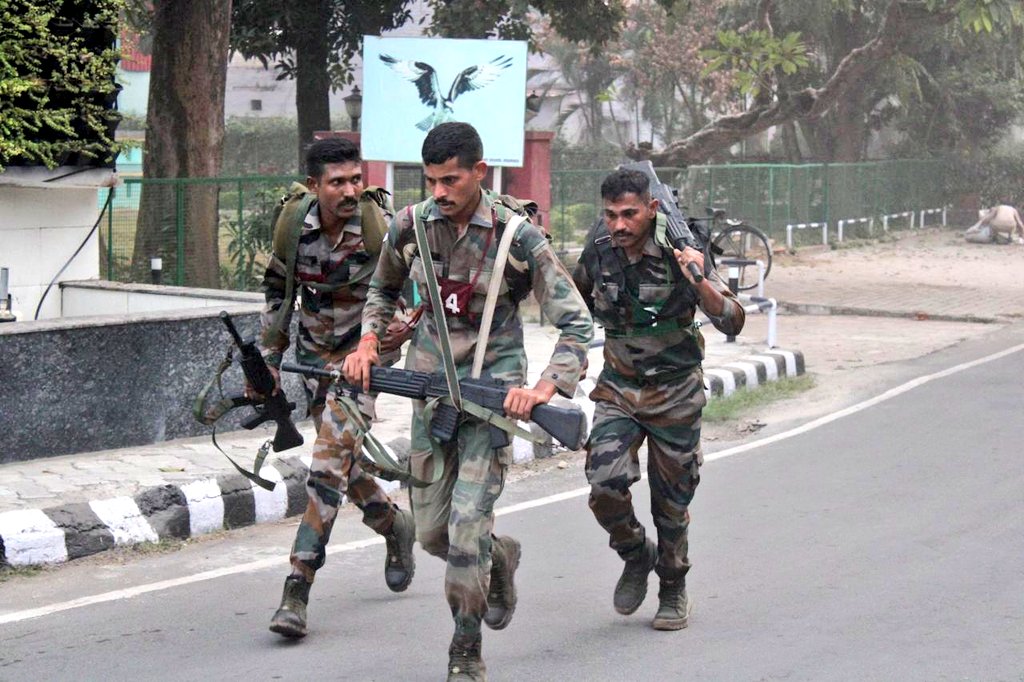 PRODefDehradun's tweet image. #ChampionSappers

6 teams displayed utmost grit , determination &amp;amp; endurance in the #BestSapperCompetition trials organised by #BEG&amp;amp;C, Roorkee from 11-13 Nov 24.

411 Para Fd Coy stood 1st &amp;amp; will now take part in  Best Sapper Competition being held at #CMEPune.

#BengalSappers