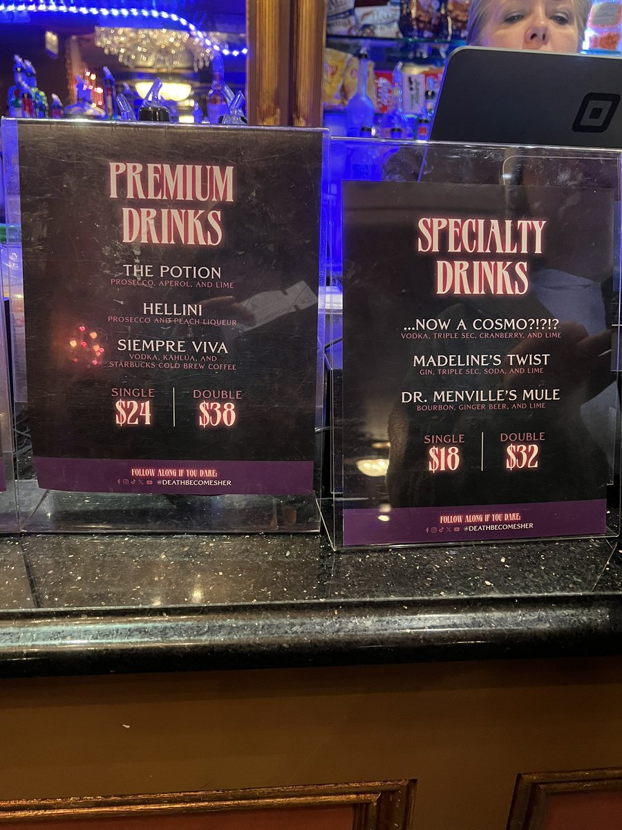 BwayDrinks's tweet photo. Themed drinks at Death Becomes Her on Broadway. https://t.co/w2xHzHyhwb