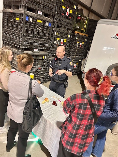 EHS_Alberta's tweet photo. #YourEMS was proud to partner with the @CalgaryPolice, #CalgaryFireDepartment, and #Calgary911 for the first annual ‘Women on the Front Line’ Emergency Services event.  Happy to have engaged with >120 women interested in careers as a First Responder in #yyc. @AHS_Careers https://t.co/cuy5EFLEAt