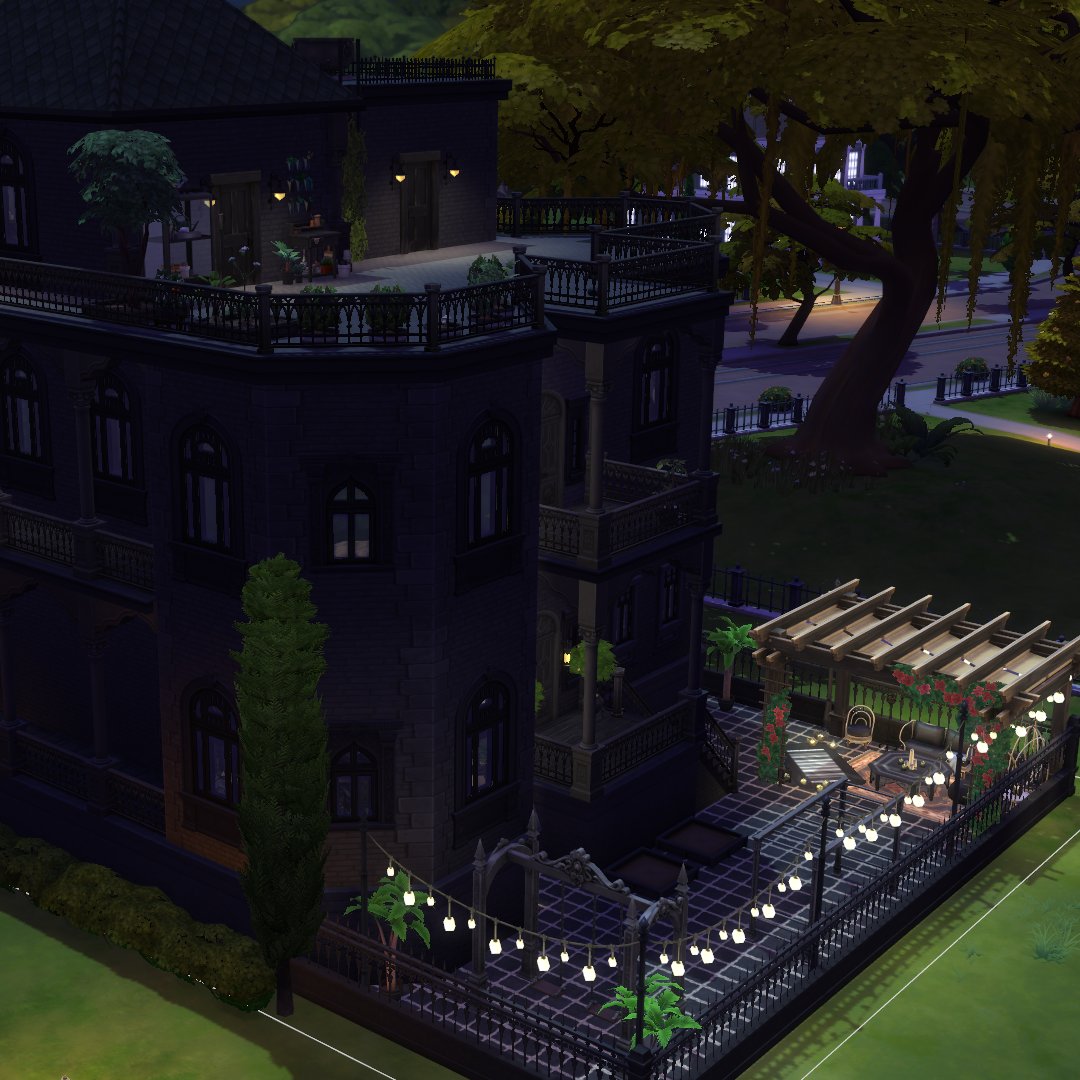 LovelyyMess's tweet photo. What do ya'll think of my new Goth House - Ophelia - Villa? The Goths don't live here anymore so i renovated for my macabre spellcaster. Here's a sneak peak of the outside. Uploading tomorrow on the gallery SimmerKhali https://t.co/HE0AFg2vfr