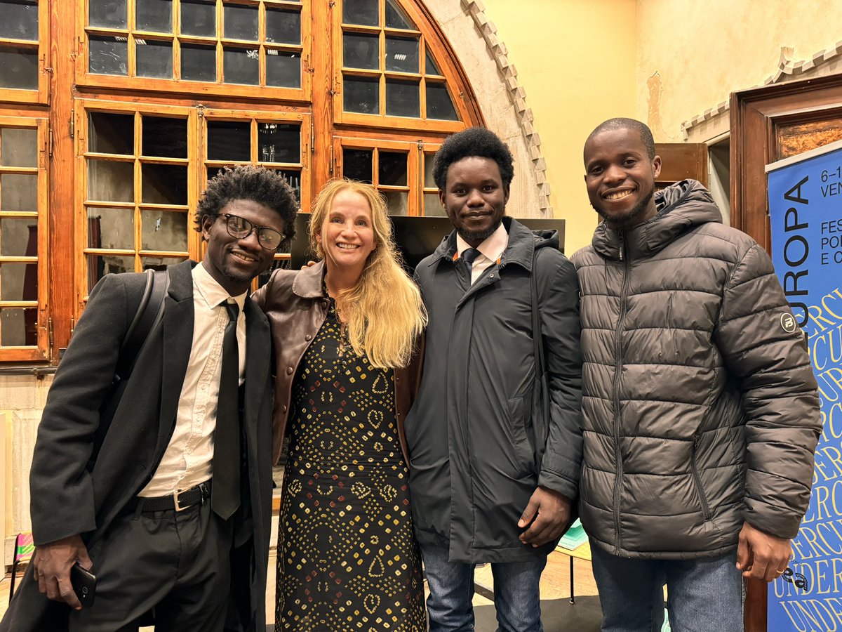 Clare Hart💙💛 tweet media