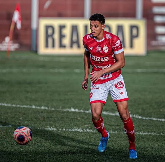O zagueiro Walisson Maia é do tigrão