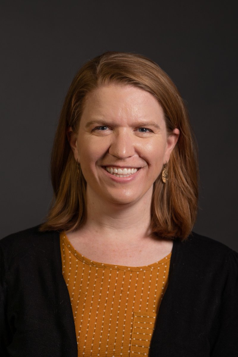 Congrats to Dr. Emily Vardell on receiving the Outstanding Achievement Award from the Midcontinental Chapter of the Medical Library Association!