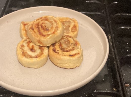 WyrleyAcademy's tweet image. Our Year 7 and Year 8 students have been diving into 'Healthy Eating' this week!. Year 7 whipped up a delicious chickpea curry, while Year 8 mastered the art of Pizza Pinwheels. Both dishes were a hit –healthy and tasty! Mmmmmm… 😋🍛🍕 #HealthyEating #CookingSkills @WINACADTRUST