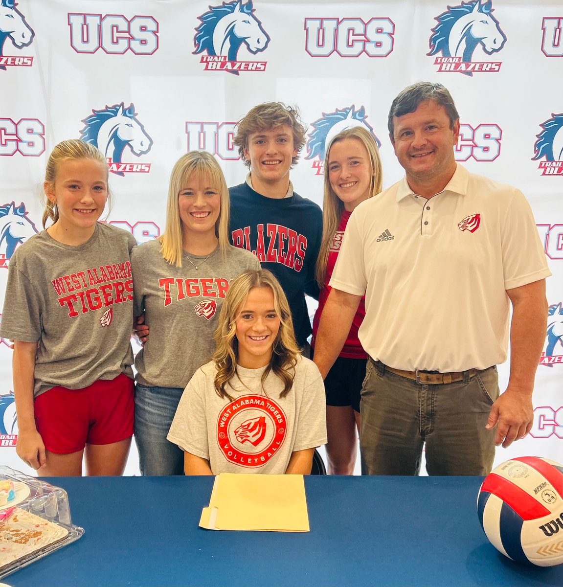 HeatherLaCoste's tweet photo. Made it official! Super proud of Ava and thankful to the Lord for giving her the desires of her heart! https://t.co/FAKbEPXTZ6