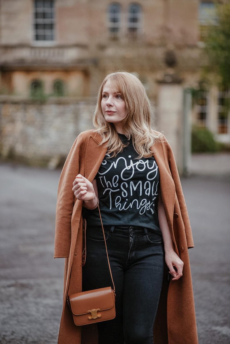 New Post - Styling 2 FolaShocky T-Shirts For Autumn fordlafemme.com/2024/11/11/sty…