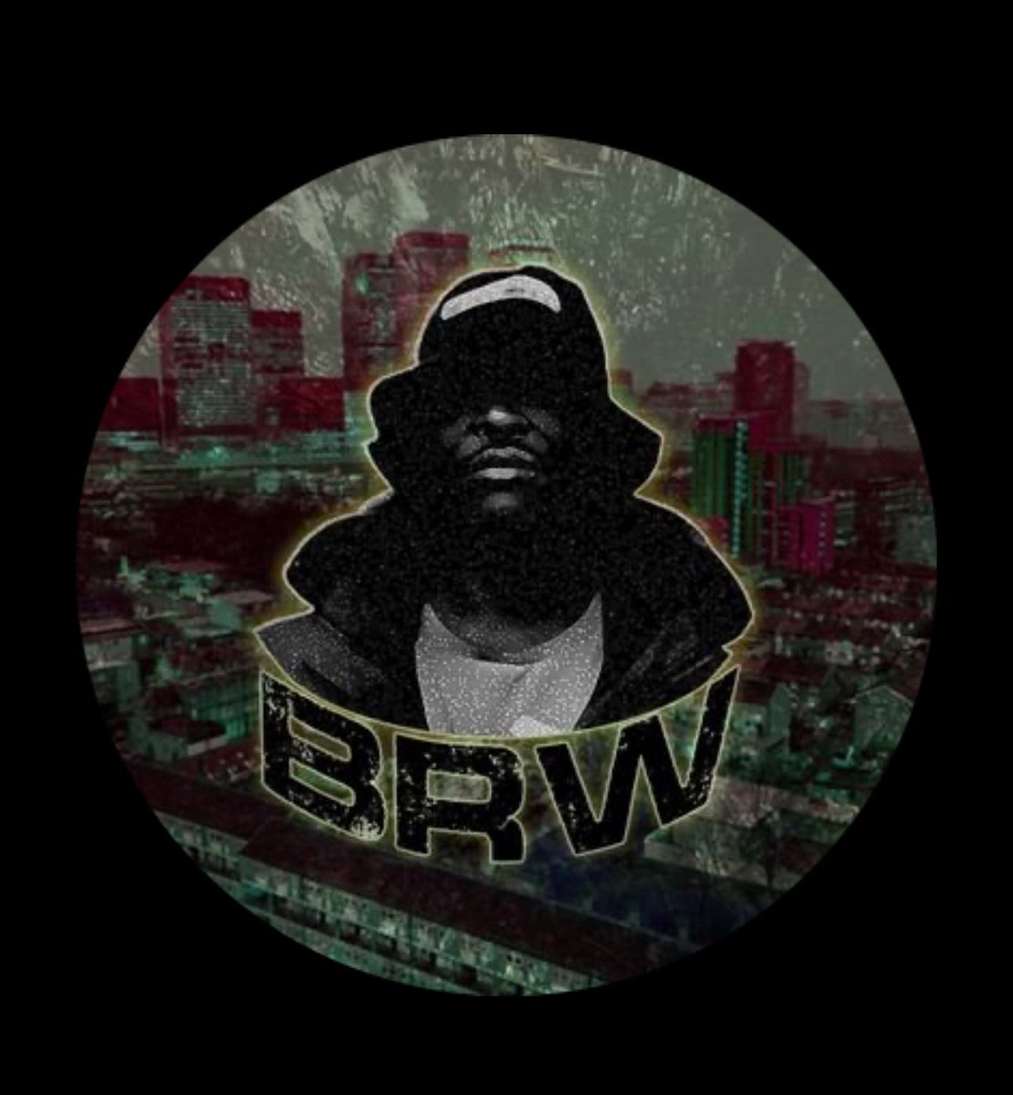 FEEL LIKE WE NEED A LITTLE LIVE YA KNOW👀 HOSTED BY THE BOYS!

What shall we discuss?
See you tonight at 8:30 on YouTube 👌🏾