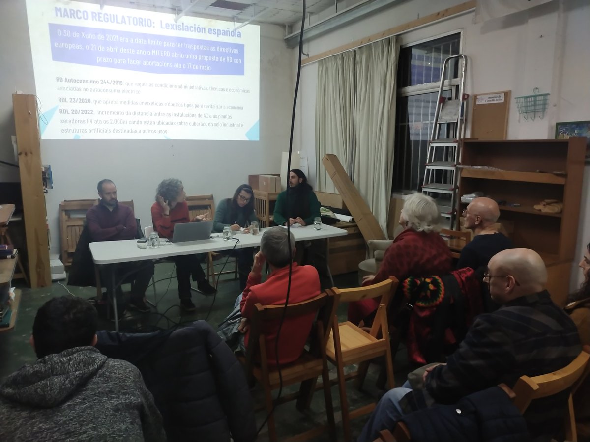 Ecoloxistas en Acción Vigo-Rías Baixas (@ecoloxistasvigo) on Twitter photo Falando en común sobre comunidades enerxéticas en Árbore con Raquel Fernández de <a href="/adtgalicia/">Amigas da Terra</a>, Bruno Dutto da Comunidade de Montes de Tameiga, José Eiras de <a href="/NosaEnerxia/">Nosa Enerxía S.C.G.</a> e Ana Freiría de <a href="/ecoloxistas/">Ecoloxistas en Acción</a>.
As comunidades teñen un papel fundamental nunha transición enerxética xusta 🌞 Falando en común sobre comunidades enerxéticas en Árbore con Raquel Fernández de <a href="/adtgalicia/">Amigas da Terra</a>, Bruno Dutto da Comunidade de Montes de Tameiga, José Eiras de <a href="/NosaEnerxia/">Nosa Enerxía S.C.G.</a> e Ana Freiría de <a href="/ecoloxistas/">Ecoloxistas en Acción</a>.
As comunidades teñen un papel fundamental nunha transición enerxética xusta 🌞