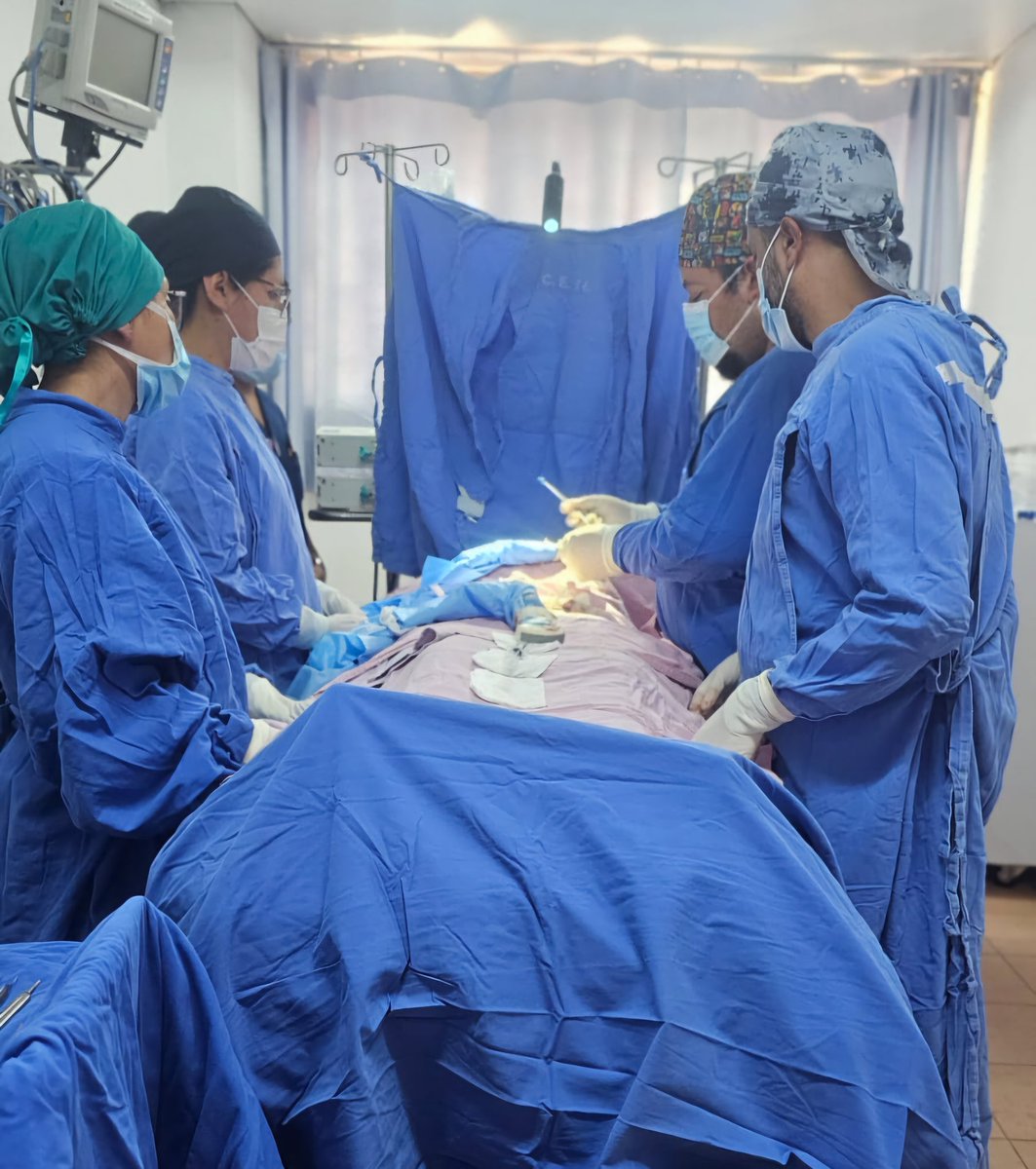 Colocación  de catéter percutáneo para diálisis peritoneal  por Fellows de Nefrología  Intervencionista <a href="/VladimirNephver/">Vladimir Barrera</a>  <a href="/kiro77niker/">Katerin Guzman Ochoa</a> 
#interventionalnephrology #pdfirst