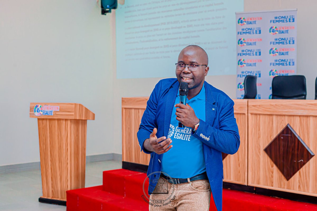 cnjbdi's tweet photo. 2️⃣ Le Secrétaire Permanent au @MinEACJSCBdi, Mr. Severin MBARUBUKEYE, a rappelé l'importance de la jeunesse comme force de développement et de transformation sociale. Ensemble, bâtissons un Burundi plus inclusif ! 💪 #CNJBDI #GenerationEgalite #Justice #Equité @unwomenafrica. https://t.co/boSSOfETno