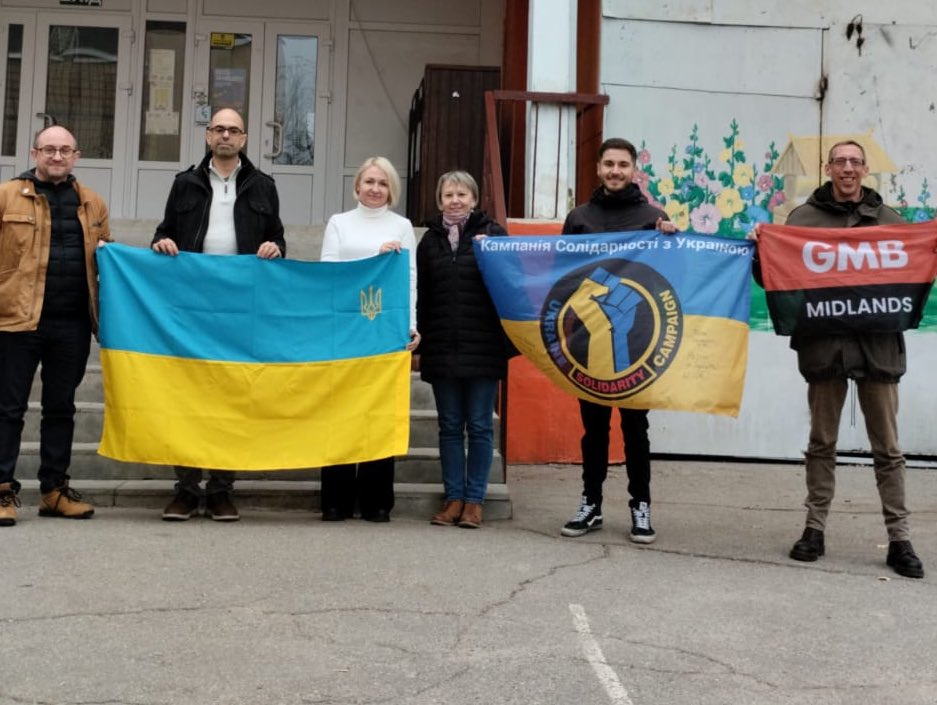 GMBMidlands's tweet photo. Solidarity to Ukrainian school workers from all of us at @GMBMidlands.

In the face of Russian bombs, we’re proud that our region and members from Apex General Branch have been able to help them equip their bunker classroom in Kirovohrad region. https://t.co/ydX1ShLDZw
