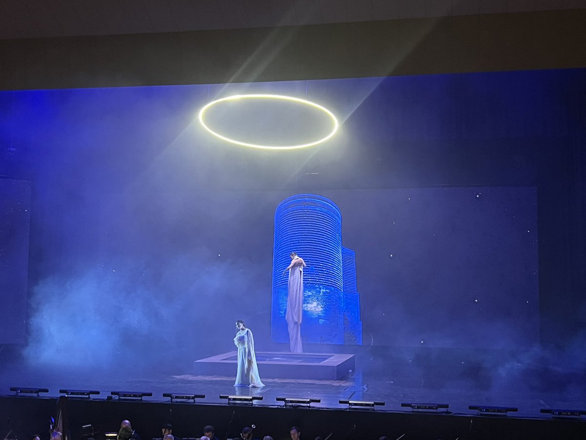 ZahraBadalbayli's tweet photo. Director Francesco Bondi’s “Eternal Flame” premiered at COP29, featuring Azerbaijani and Italian #ClassicalMusic. Fire, water, earth, and sky come alive on stage, symbolizing rebirth and renewal.
✨✨✨
#COP29 #EternalFlame #Azerbaijan #Theater #LandofFire https://t.co/51X6hx1rvK