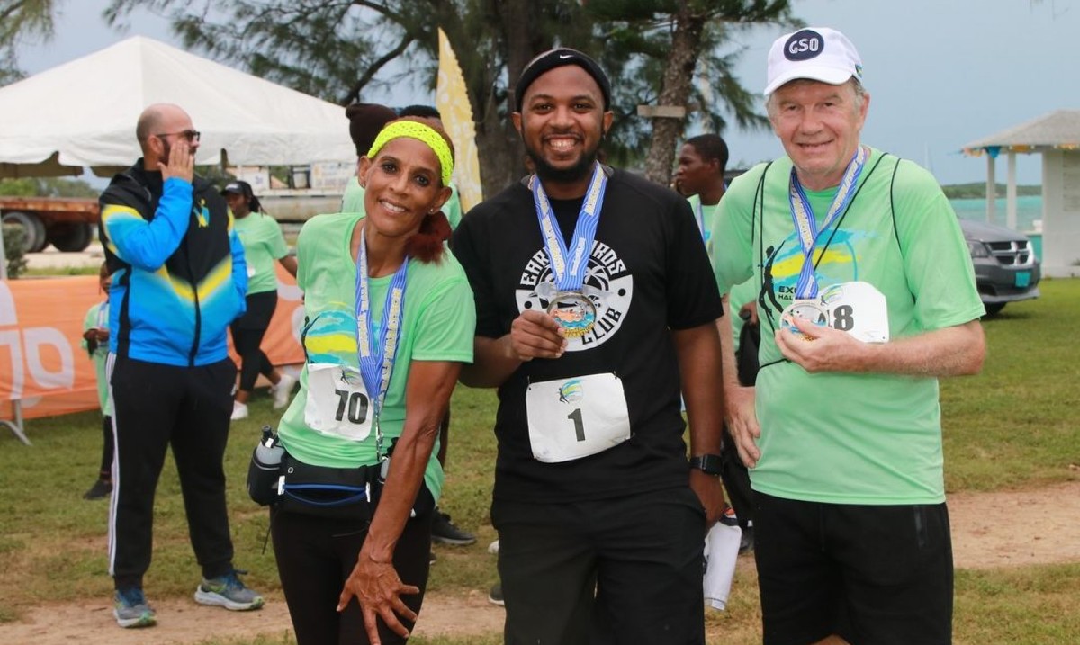 Run4Pompey's tweet photo. Hard work, dedication, and a little bit of sweat β all worth it for this shiny reward! π
πͺ
We are 10 days away from the 10th annual Run for Pompey!
https://t.co/SXXzQialB5
#RunForPompey #Pompey2024 #SaveTheDate #ExumaBahamas #charityrun #volunteer #beahero https://t.co/EDL7Ef7f52