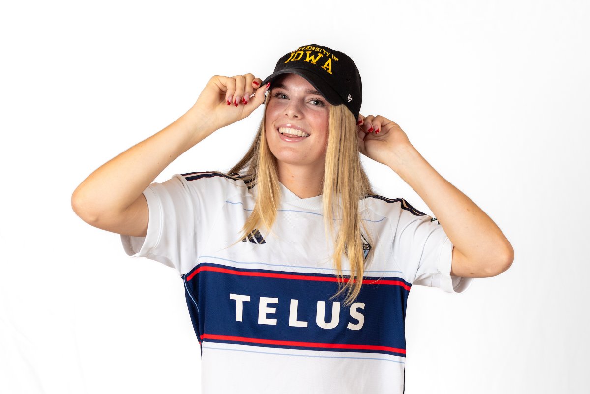 risefcacademy's tweet photo. Iowa awaits 🤩

Huge congratulations to @wfcelite defender Sammy Reimer on announcing her commitment to the University of Iowa! 

#VWFC | @hawkeyesoccer https://t.co/JJIg05OWKq