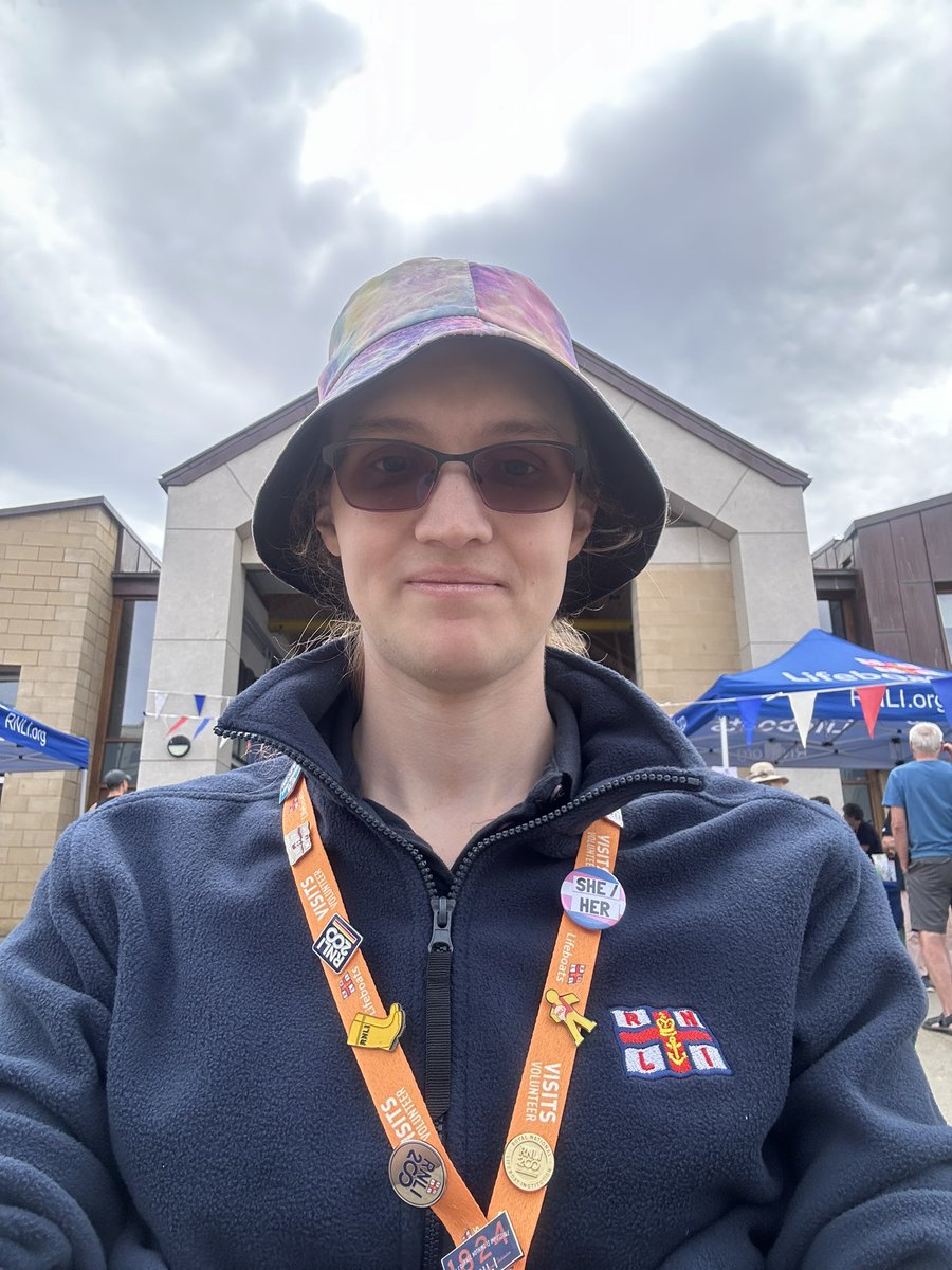 Nicky (She/Her) ♿️🦻🏳️‍🌈 tweet media