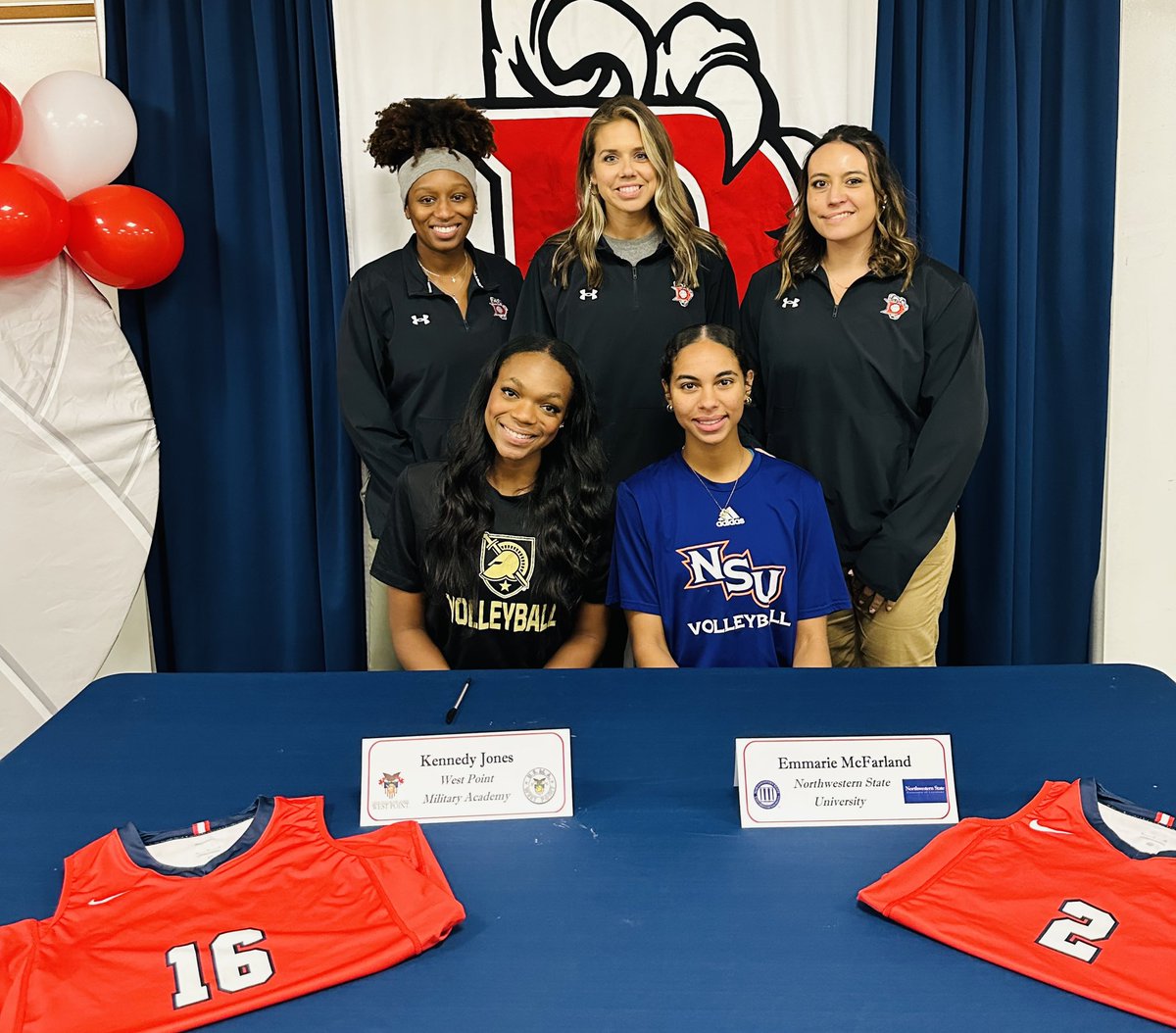 So proud of our two seniors <a href="/emmcfarland_2/">Emmarie Mcfarland</a> &amp; <a href="/kennedy_jones25/">Kennedy M. Jones</a>! West Point and Northwestern State are getting two of the best! ♥️ #valueeverymoment <a href="/DawsonHighSchl/">Dawson Eagles</a> <a href="/PearlandISD/">Pearland ISD</a> <a href="/vypehouston/">VYPE Houston</a> <a href="/HoustonChronHS/">Houston Chronicle High School Sports</a>