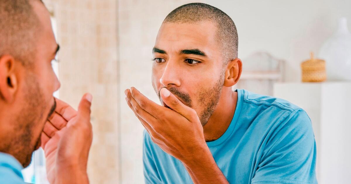 hoydia's tweet photo. ¡Dile adiós al mal aliento! 🫢🌬️ Descubre trucos fáciles para prevenirlo y mantener tu aliento fresco todo el día. #SaludBucal #TipsDiarios https://t.co/iwBAs9NUKu https://t.co/WpwzmlQXHm