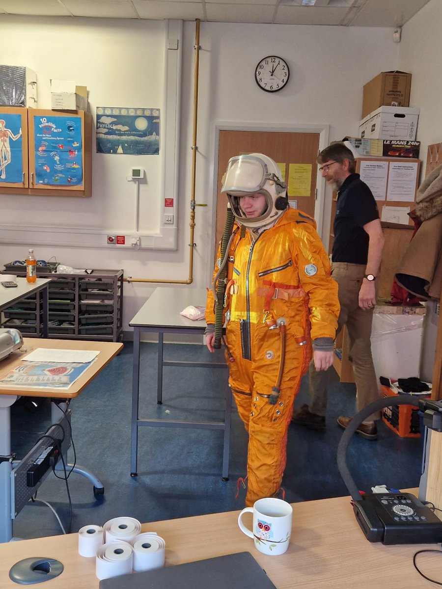 BHSscience tweet media