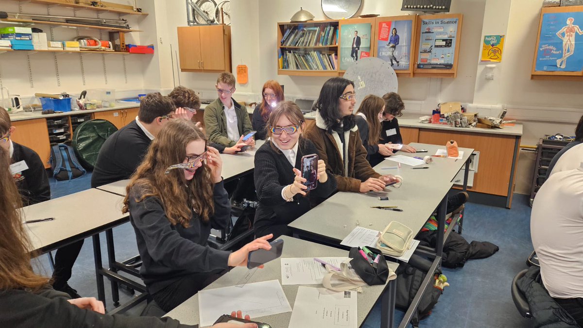 BHSscience tweet media