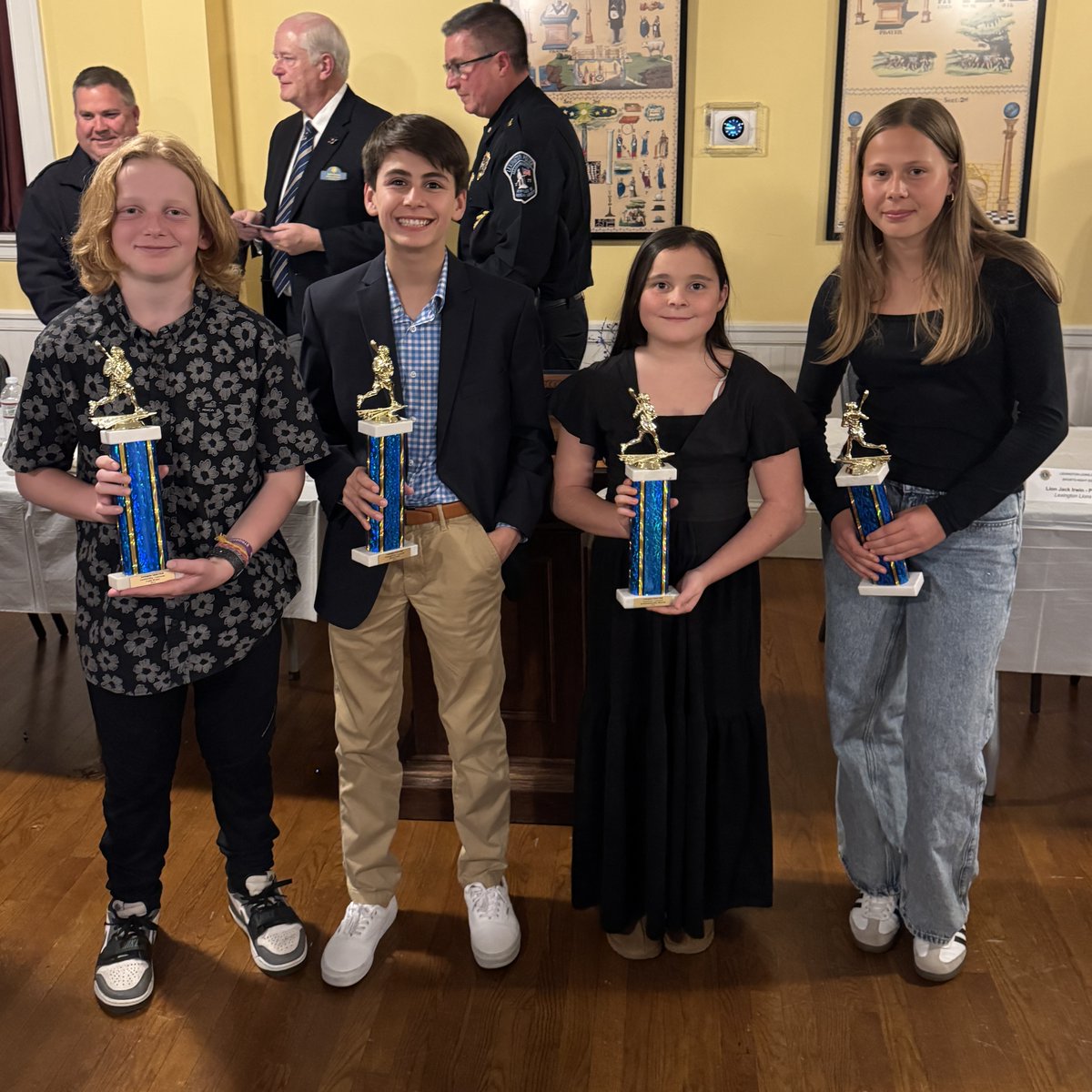 boysdirector's tweet photo. These four LYL players were recognized for awards last night at the 58th annual Lexington Lion’s Club Sports Night among many great athletes in attendance!
Congratulations Barrett, Reese, Cody, &amp; Jolie! https://t.co/i2SqEFNWTO