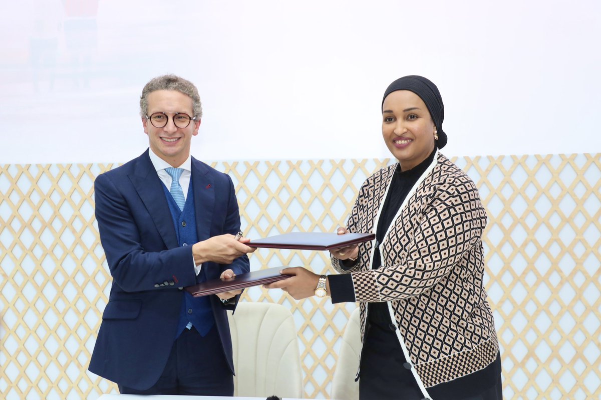 KhadijaMakhzumi's tweet photo. Today's agreement and signing with Global Centre for Climate Mobility ‘
@GCCMobility marks a pivotal moment as we strive to build a sustainable model of growth and resilience in Somalia. This partnership underscores the crucial importance of empowering our local communities, extending beyond policy to ensure survival. 

Our adaptation strategies are intimately connected with the daily realities and needs of our people. Enhancing local governance transcends administrative tasks; it cultivates a foundation of community trust and cooperation. This model not only serves our nation but innovatively adapts our traditional practices to modern challenges, promoting ecological sustainability and cultural preservation. 

#ClimateAction #CommunityEmpowerment #GCCM #COP29