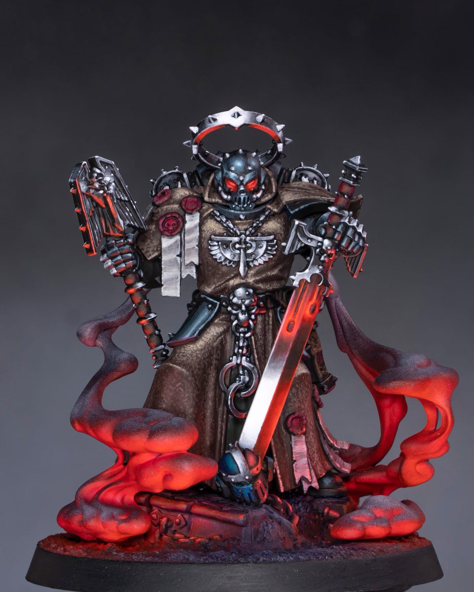theminiaturista's tweet image. Asmodai The Master of the Repetance is "done".  It was a little experiment trying to modulate the light intensity against the different surfaces. Hope u like this version.
I will do the guide as soon as possible.
#warhammer #warhammer40k #warhammercommunity #paintingwarhammer