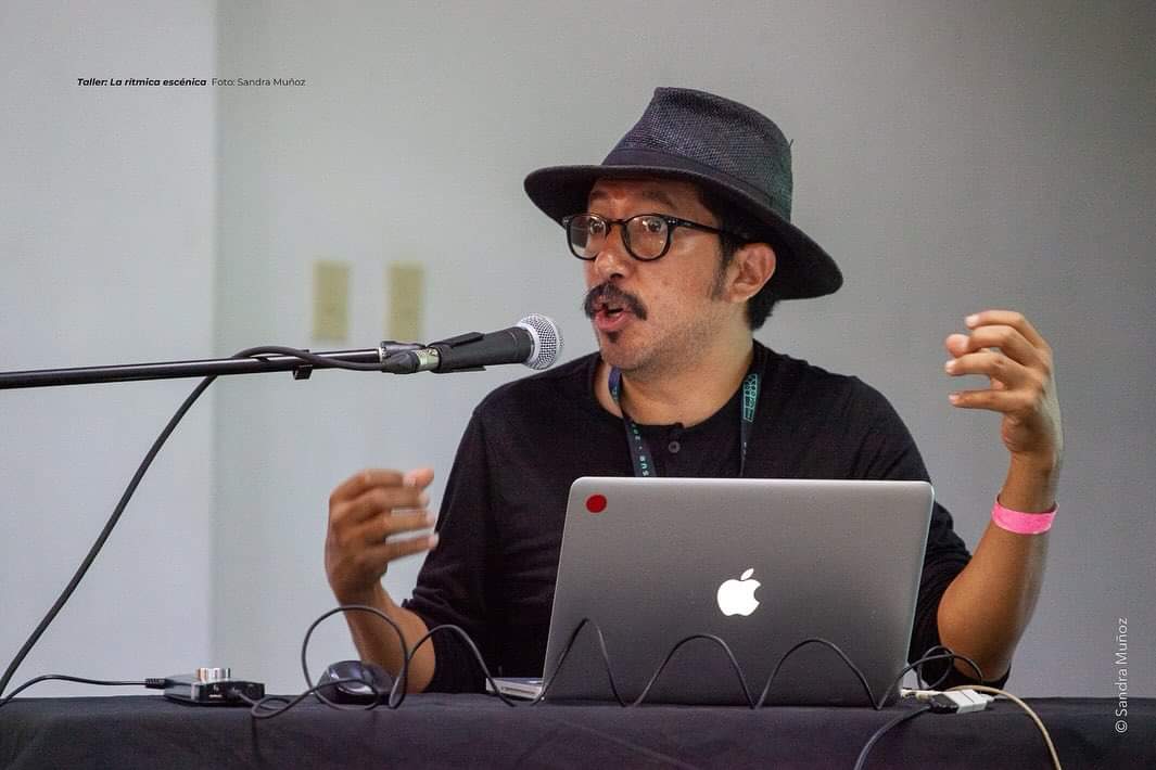 La <a href="/CNTeatromx/">Compañía Nacional de Teatro</a> está presente en la 44 MNT.  El compositor y productor de música escénica <a href="/Yuriefnieves/">Yurief Nieves</a>, imparte el taller “La rítmica escénica”. 1/3 🧵