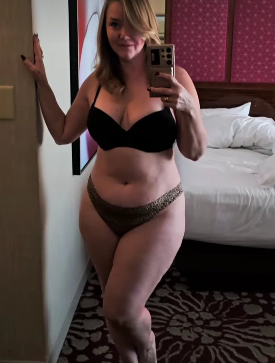 WhoLibo's tweet photo. Takipçimiz benden #sex #milf güzeli olur mu diyor.? https://t.co/Cns5wVZExK