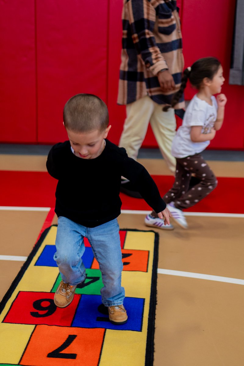 cscinc_org's tweet image. These kiddos are exploring and growing! Our classrooms are full of curiosity and hands-on experiences that help kids discover the world around them. 🌎✨ #CommunityServicesForChildren #EarlyLearning #HandsOnLearning