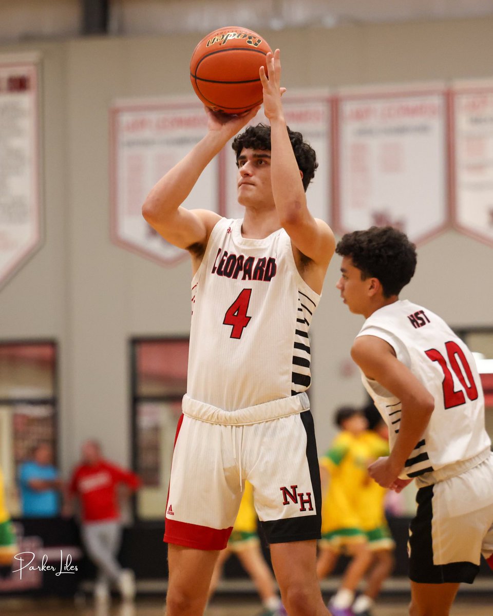 What a comeback! 💥 The short-handed New Home Leopards fought hard for an incredible 38-36 comeback win over Idalou! Grayson Evans led the way with a double-double, scoring 16 points and grabbing 11 rebounds. Zack Armes had 14 points, none bigger than his buzzer-beater 3-pointer