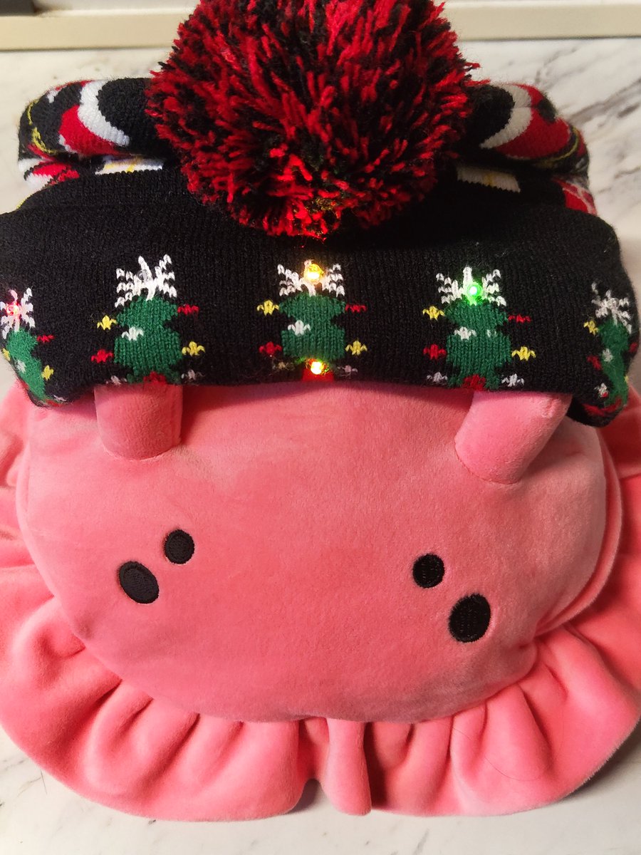 YeOldeShop's tweet image. Christmas is coming to town🎄