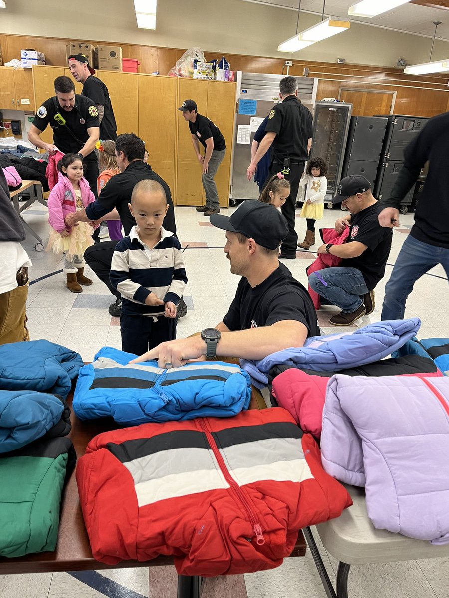 Portland Fire Fighters tweet media