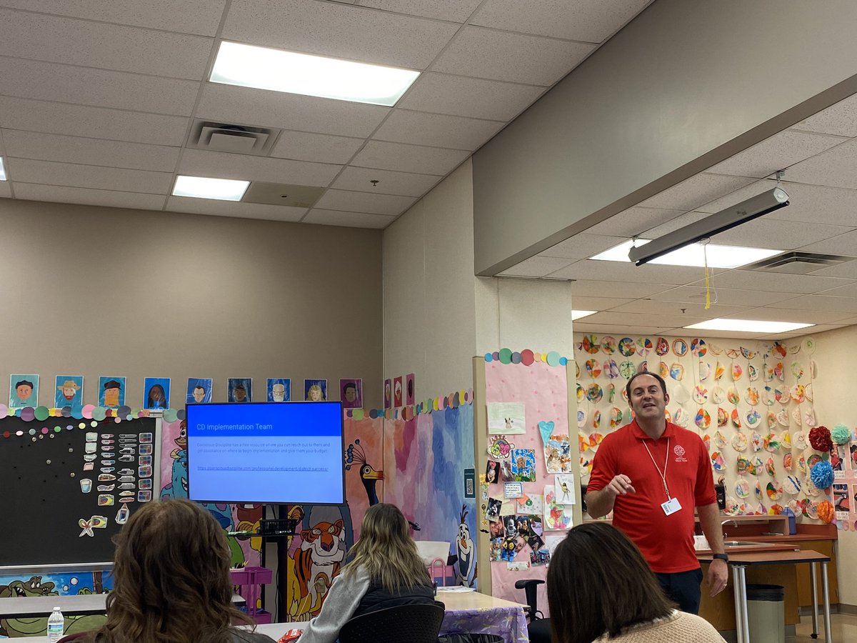 Mr. Habben, Principal at Earhart, presented a lunch in learn on year 1 implementation of CD school wide!  #LSC_AEN. #CDinLSC