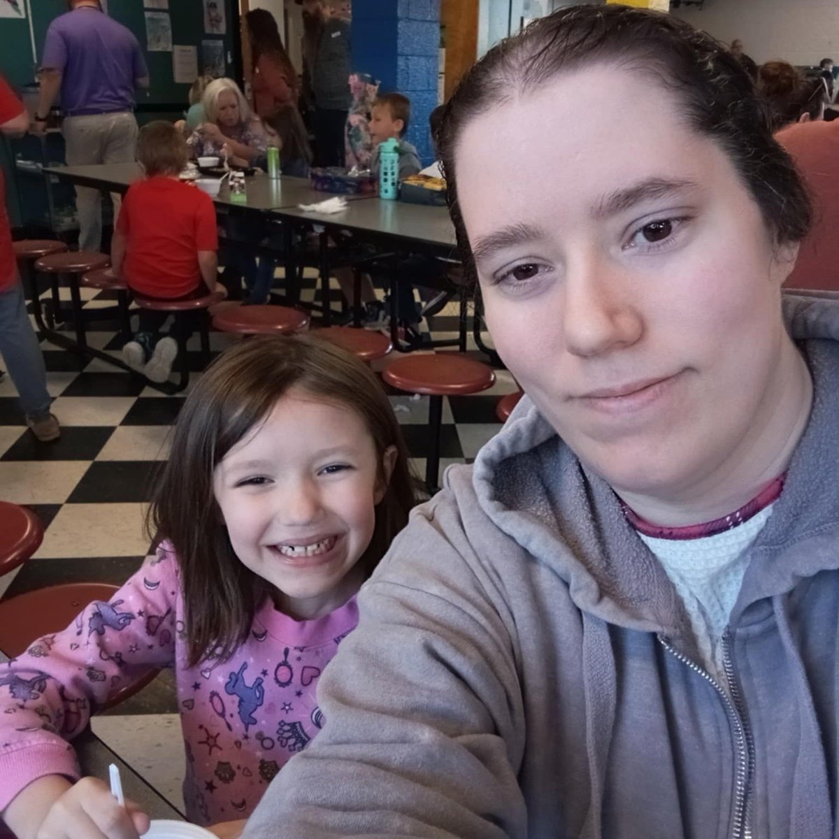 WolfIsabeau's tweet photo. Thanksgiving lunch with baby, my mother-in-law, and baby girl's Aunt.
Baby girl was so happy.
The smile on her face was worth it! π₯°
Ran into a few old classmates with our little ones. Time flies, huh?
#ThanksgivingLunch #SchoolLunch #Surprise https://t.co/Lc6wGAca9c