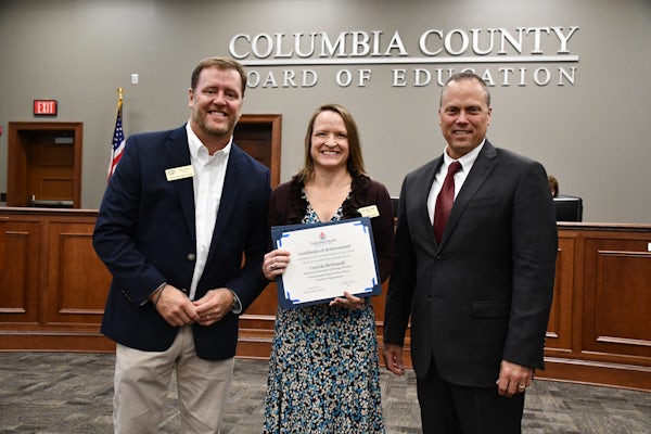 ccsdga's tweet image. @ghswolfpack teacher Crystal McDowell receives high honor from science teachers association.  Read more here ccboe.net/apps/pages/ind…
#EducationExcellence #TeachingAwards #HighSchoolScience #OutstandingTeachers #InspiringStudents #LifeScienceEducation #nabt #teachscience #scied