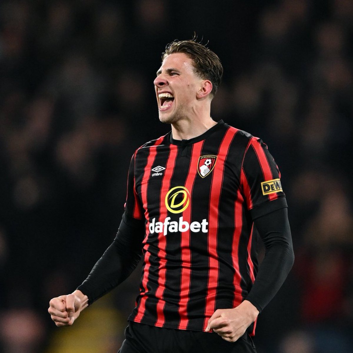 HaithamMMS's tweet image. 🚨🚨 #Chelsea have shortlisted Benfica defenders Tomas Araujo and Antonio Silva, Bournemouth&apos;s Illia Zabarnyi and Club Brugge center-back Joel Ordóñez as defensive targets. 

● Understand Scouts have recommended Zabarnyi and Ordóñez as cheap targets.

#CFC | #Scouting_Report