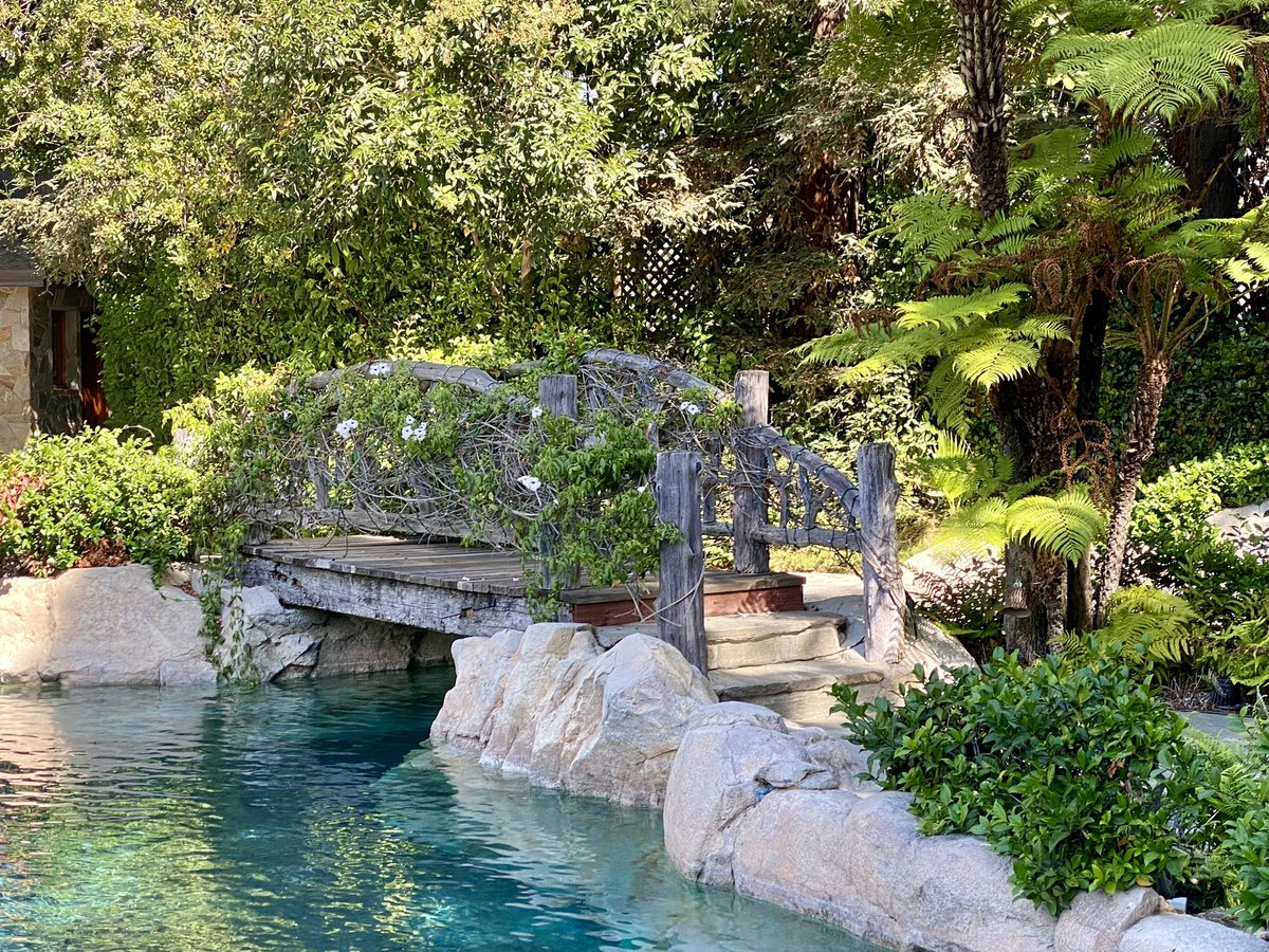 laurimstudio's tweet image. Excited to kick off an incredible new project in Bel Air!! 🏡✨ Can’t wait to bring this vision to life in such a stunning location. Stay tuned for updates on the journey ahead!

#LauriMorrisonStudio #LuxuryHome #DesignInspiration #HouseGoals #Architect #HomeInspo #HomeDesigner