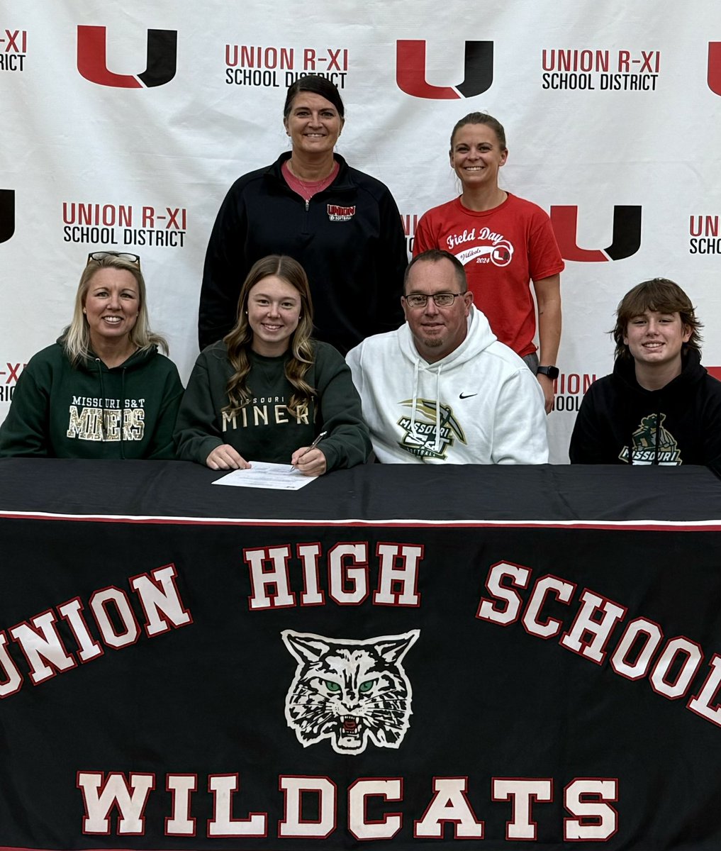 unionwildcats's tweet photo. Congratulations to Fallyn Blankenship for signing her letter of intent to continue her academic and softball career at Missouri S&amp;T https://t.co/lYbqqmrKbr