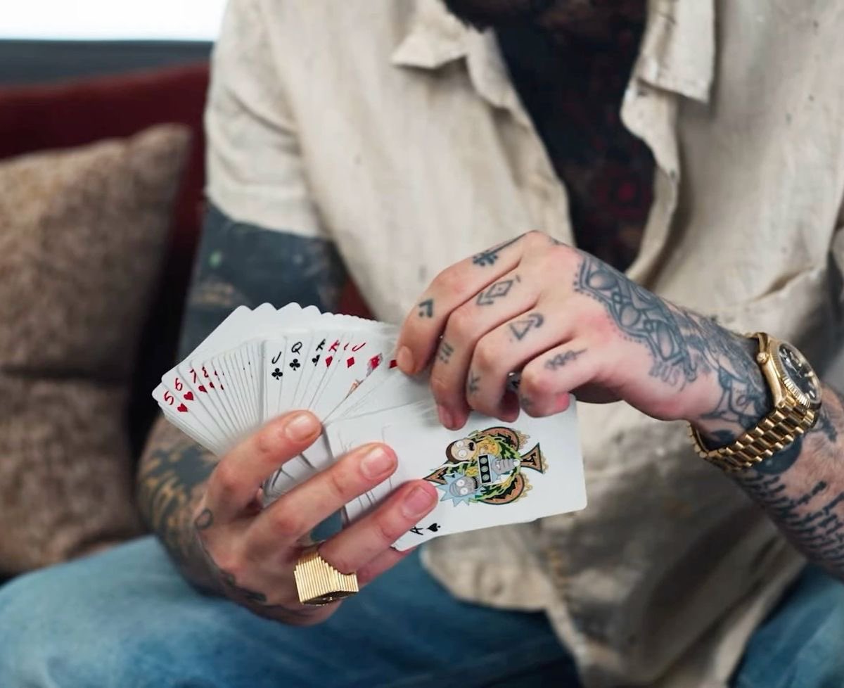 zayn malik’s hands