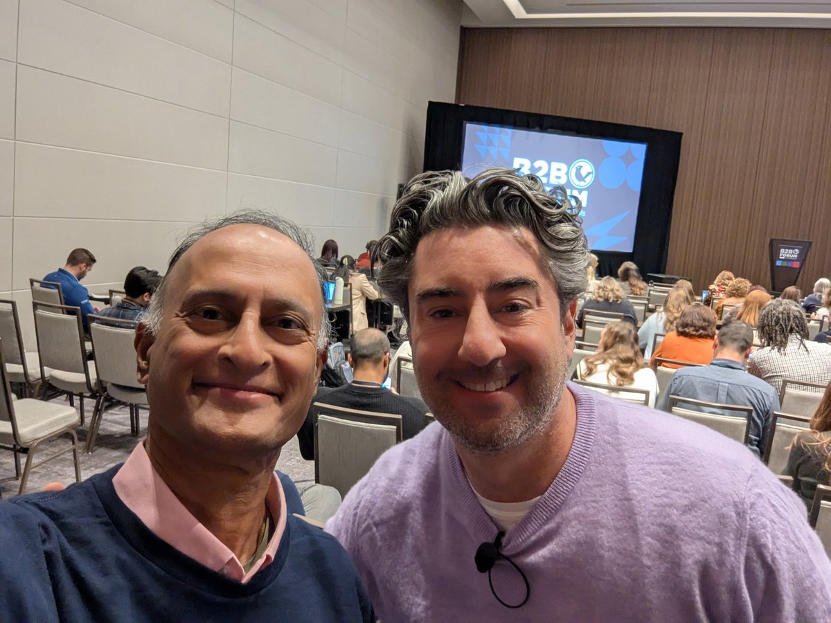 shashib's tweet photo. Always a pleasure to listen to @worldata . Had the honor of introducing him at @MarketingProfs #mpb2b https://t.co/NbOBD8hHef