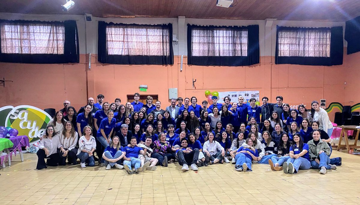 DrDanielSalinas's tweet photo. #Sacude el 7/11/24 notable actividad de cierre de trabajo en Comunidad con entorno vulnerable de estudiantes de 2o. año de Medicina. Interacción social, humanismo, empatía, conocimientos y dotes de comunicación desde el inicio de la carrera. https://t.co/2B4I0PDEQe