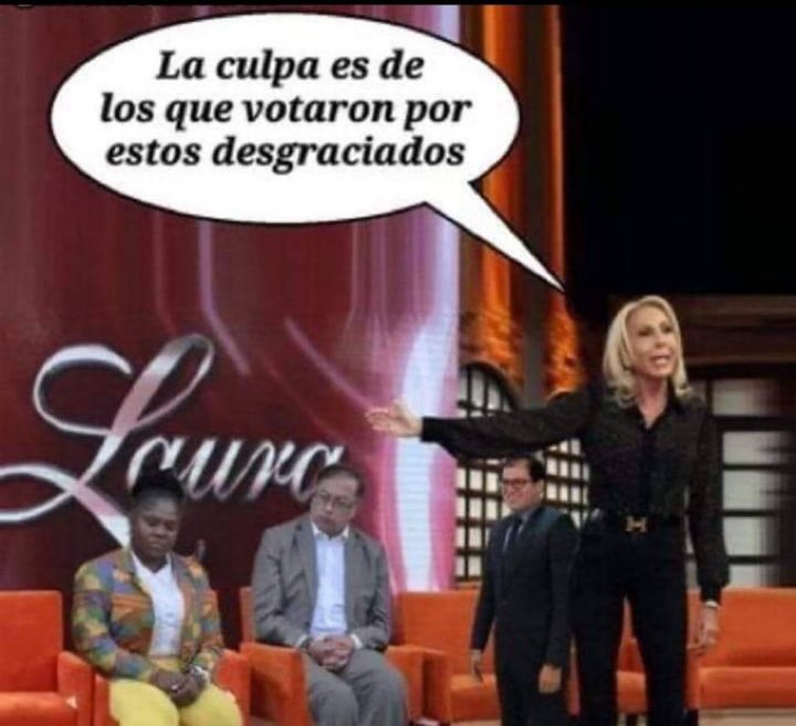 JuanUribe80's tweet photo. @pelinegra0818 Están engordando la marrana para Diciembre 
Se va a explotar
Lo único q hace bien es tragar como una cerda @FranciaMarquezM #RanciaMarquezM #basurahumana https://t.co/OEYoE6NggZ