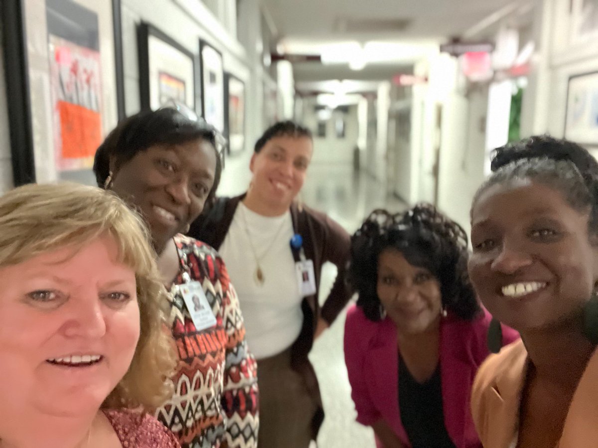 GladysJohnson03's tweet photo. Shoutout to our newest members of the Office of Professional Development! Their insights, fresh ideas, &amp; contributions have already strengthened our mission to elevate learning for CCS Premier professionals. Grateful for our team! #CCSProfDev #LearnGrowThrive @YimiyaP https://t.co/K3RF0qfhSO